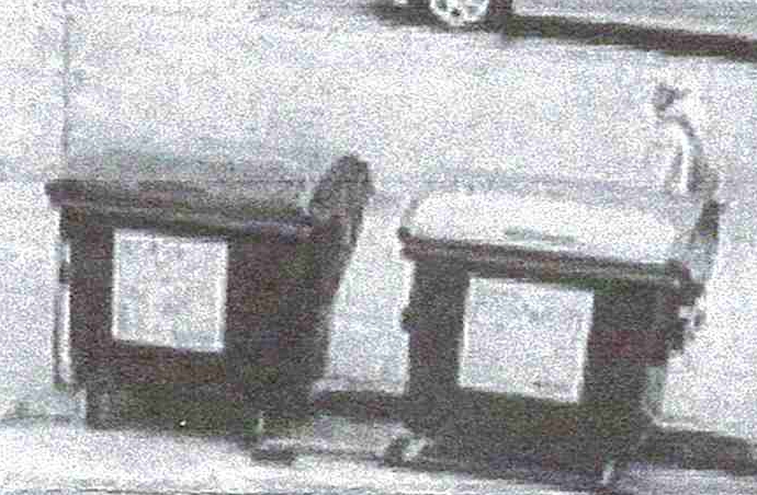 Person hinter sammelplatz